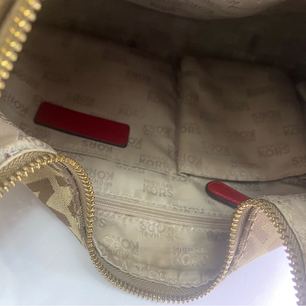 Michael Kors Red Brown Shoulder Bag with Signature Design - Picture 4 of 5